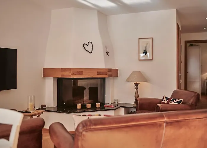 Alpine Hideaway Front-row Jungfrau Views *